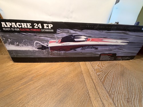 Pro boat apache rally - boat,